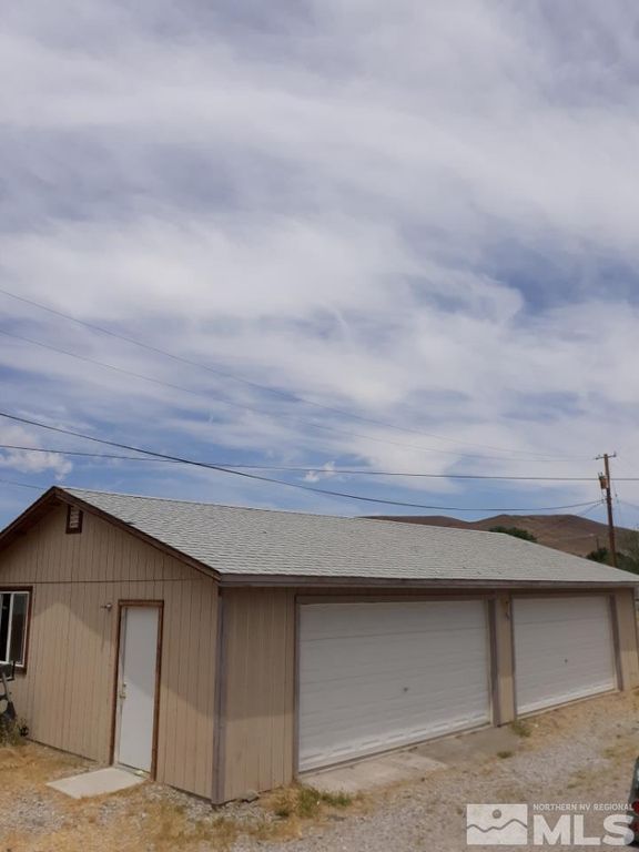 2485 Truckee St, Silver Springs, NV 89429