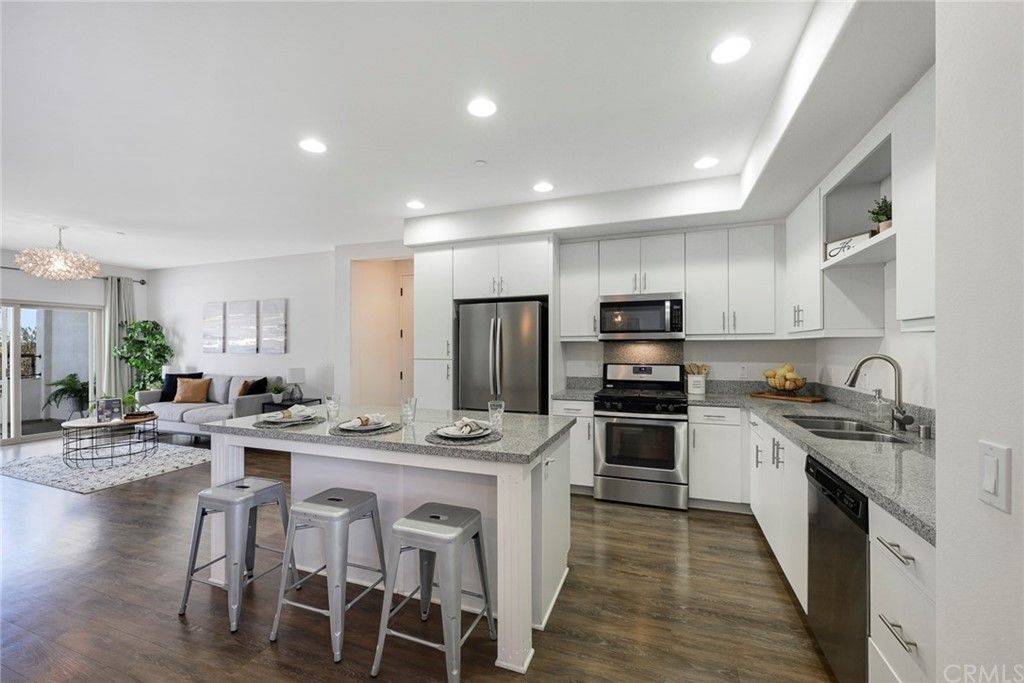 425 S Anaheim Blvd #3, Anaheim, CA 92805