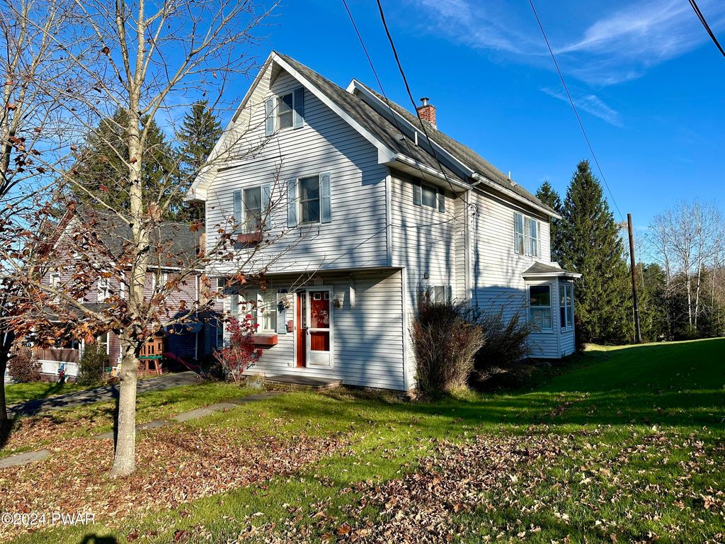 439 Terrace St Honesdale PA 18431 See Est Value Schools More 439 Terrace St Honesdale PA 18431 See Est Value Schools More