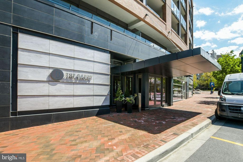 7171 Woodmont Ave #402, Chevy Chase, MD 20815