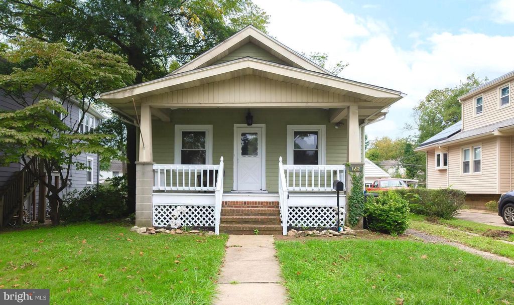 122 S Haviland Ave, Audubon, NJ 08106