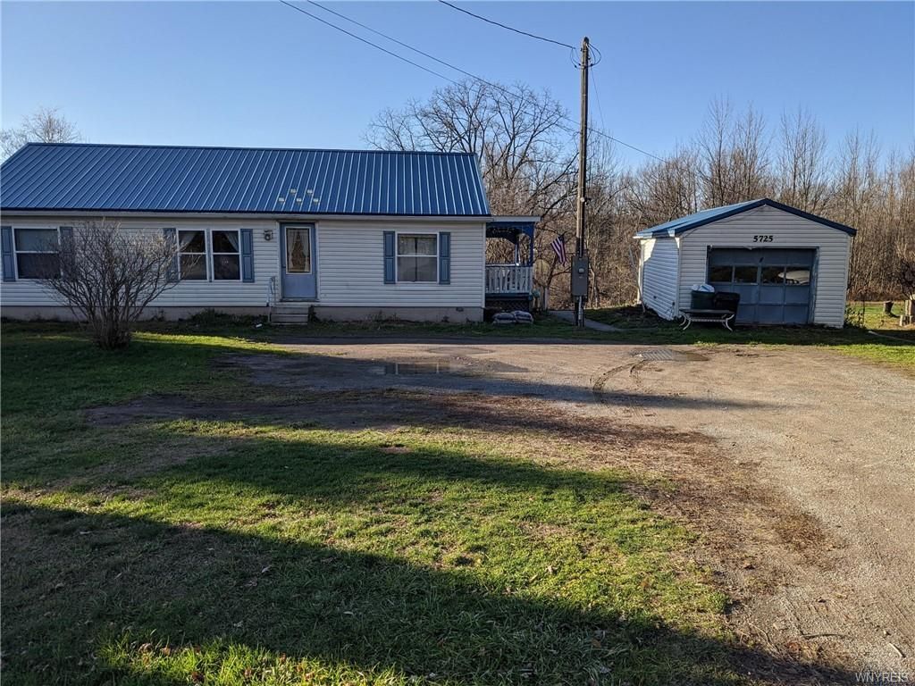 5725 State Route 39, Castile, NY 14427