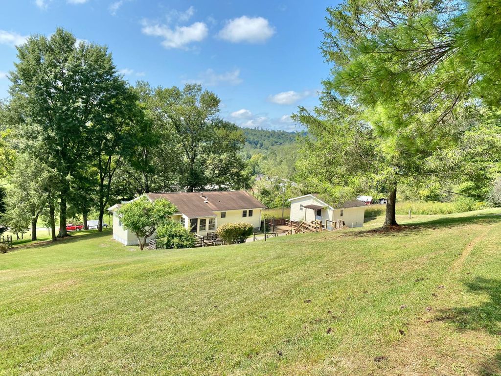 566 Hawk Hwy, Lost Creek, WV 26385