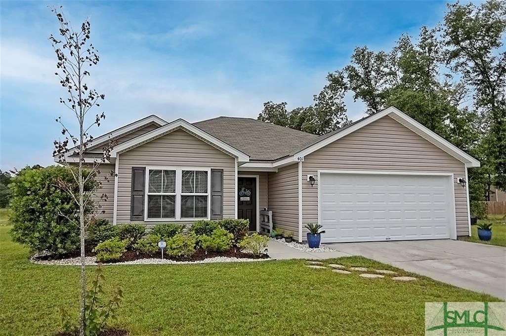 401 Sawtooth Oak Ln, Springfield, GA 31329