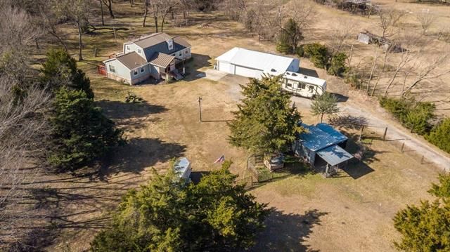 180 Tom Driver Rd, Red Oak, TX 75154