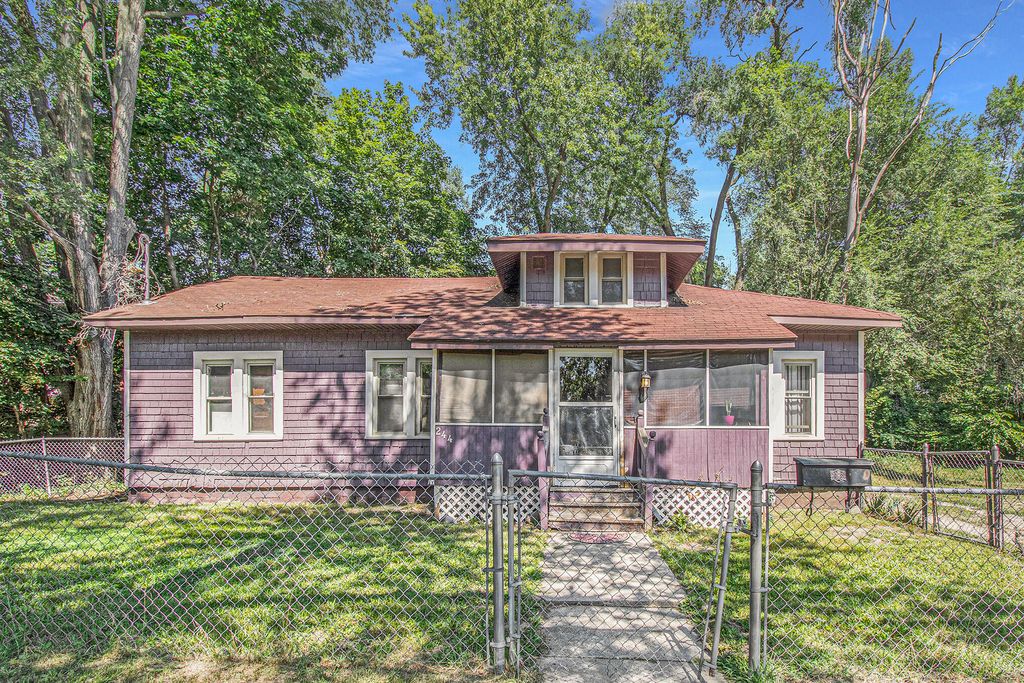 244 Parkway Dr #2, Battle Creek, MI 49037