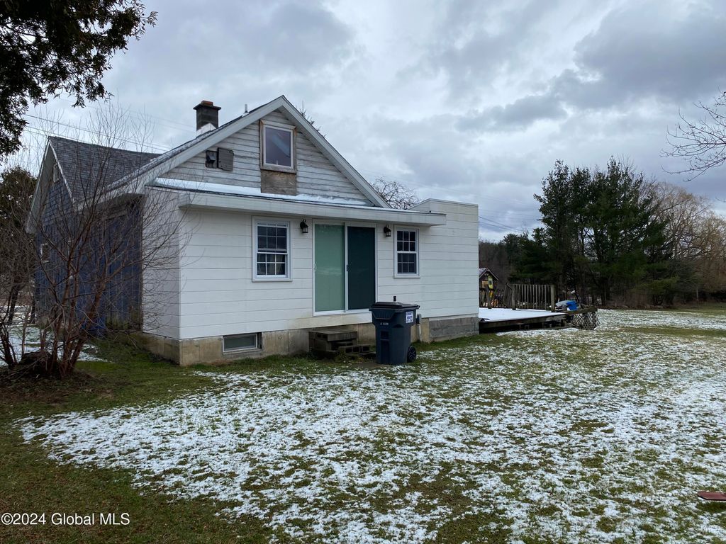 135 Shuttleworth Avenue, Hagaman, NY 12086 MLS 202413336 Trulia