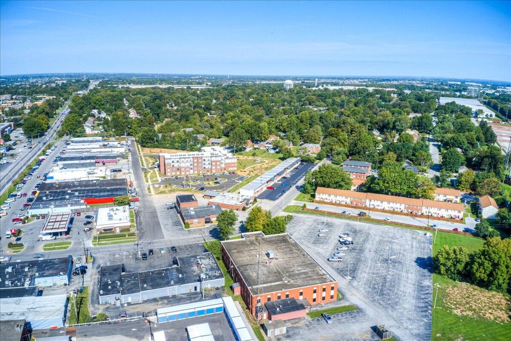 1439-1441 N Forbes Rd, Lexington, KY 40511