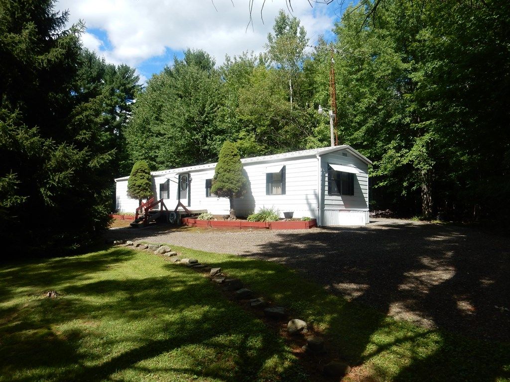 168 Hill Rd, Forksville, PA 2 Bed, 1 Bath SingleFamily Home 40