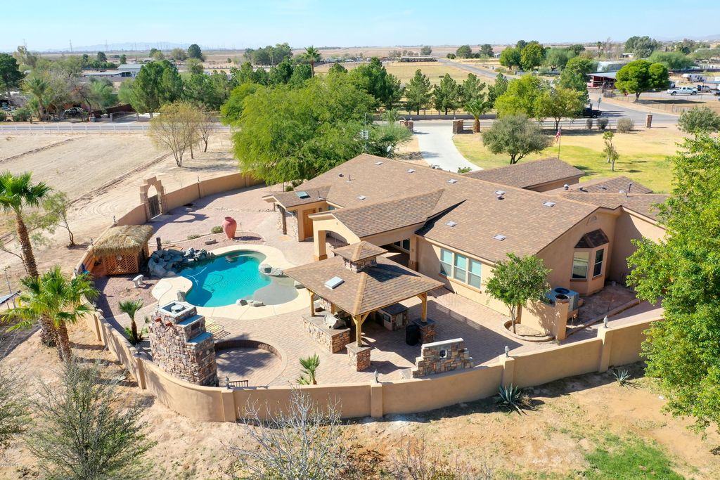 359 N Desert Ln, Coolidge, AZ 85128