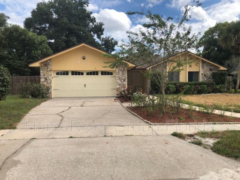 8217 Camphor Tree Dr, Orlando, FL 32810