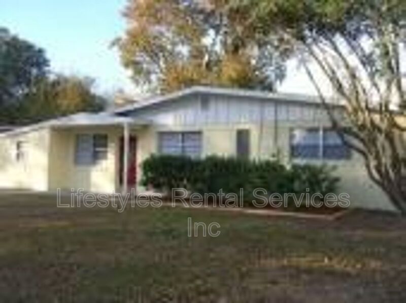 6715 Miller St, Jacksonville, FL 32210