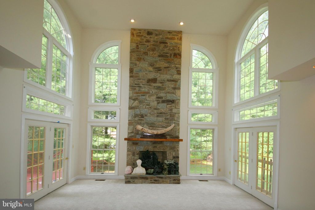 15005 Damson Ter, Gaithersburg, MD 20878