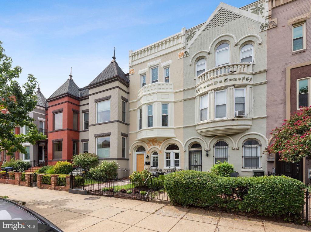 824 11th St NE, Washington, DC 20002