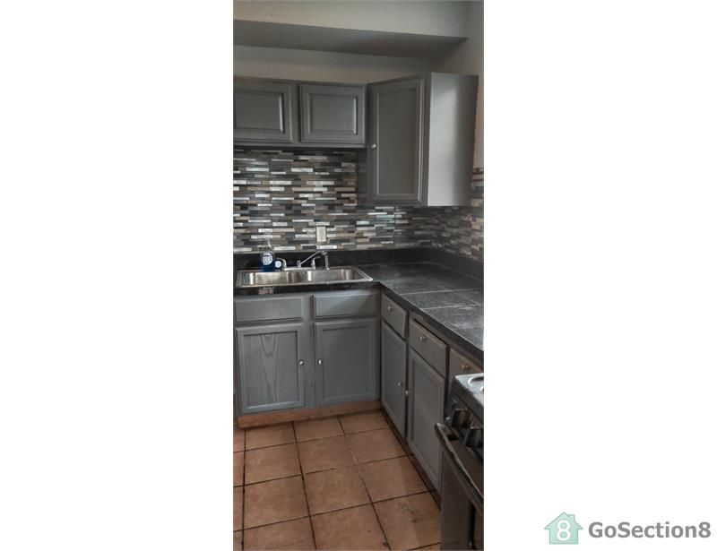 1511 E 71st Pl, Chicago, IL 60619