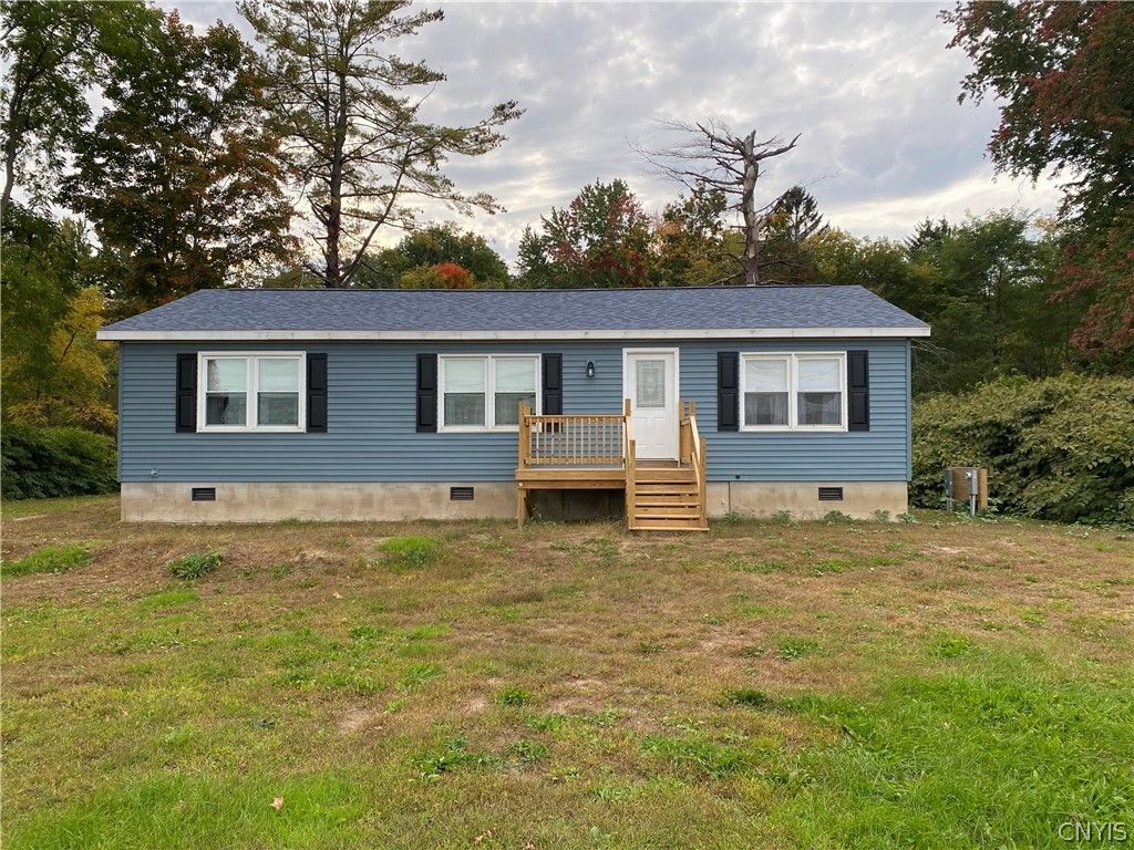 7063 Ferstler Rd, Kirkville, NY 13082