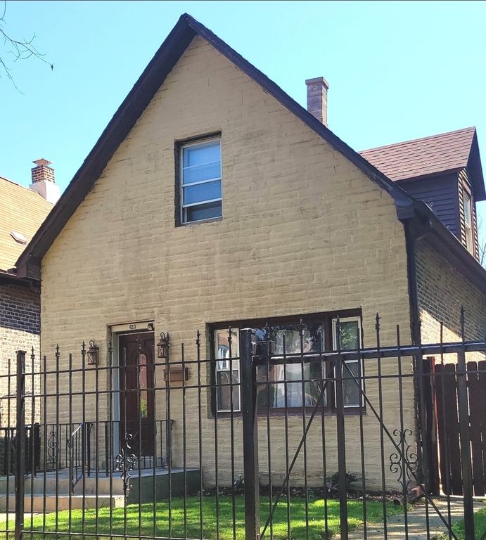 423 N Ridgeway Ave, Chicago, IL 60624
