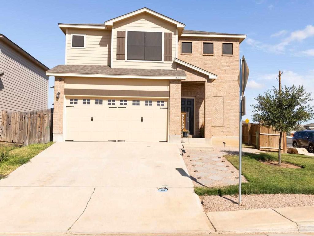 1602 Port Victoria Dr, Laredo, TX 78045 Trulia