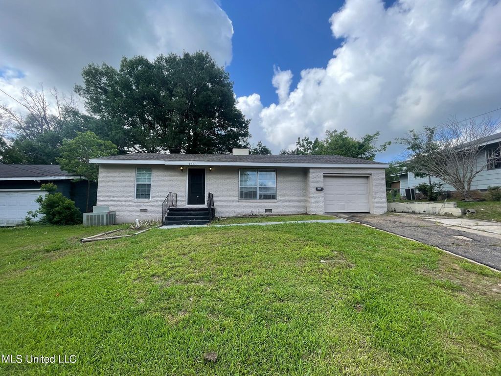 1441 School Park St, Jackson, MS 39213 - See Est. Value, Schools & More