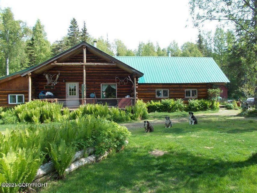 44109 Lois Ct, Tyonek, AK 99682