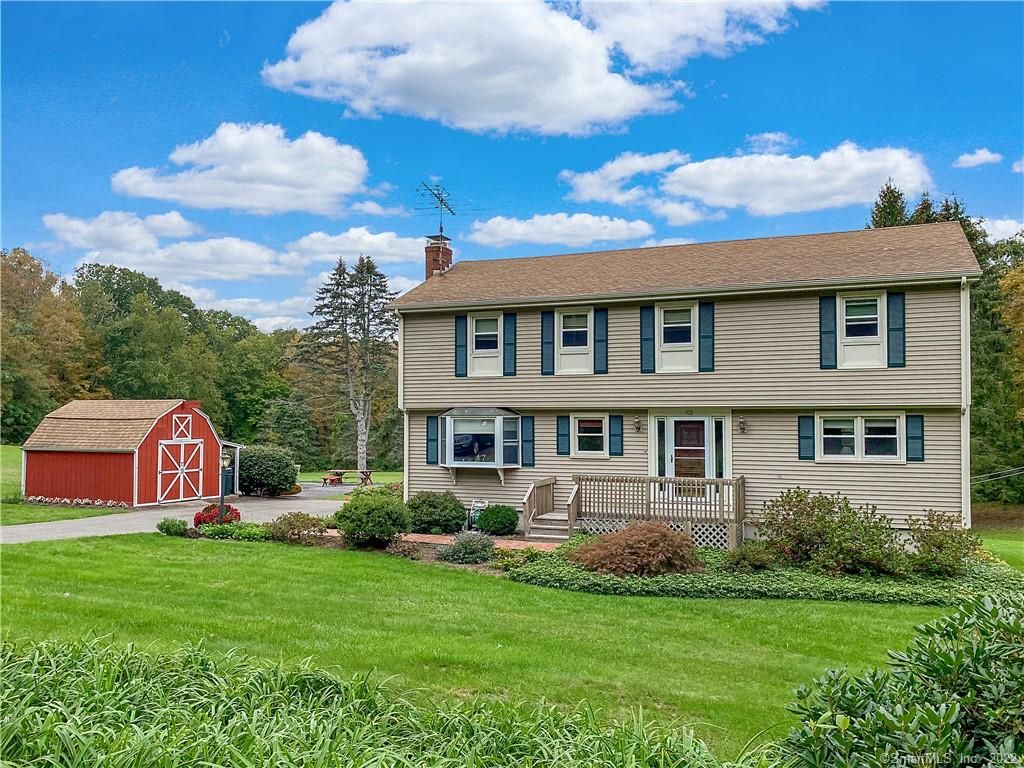 102 Johnson Ln, Durham, CT 06422