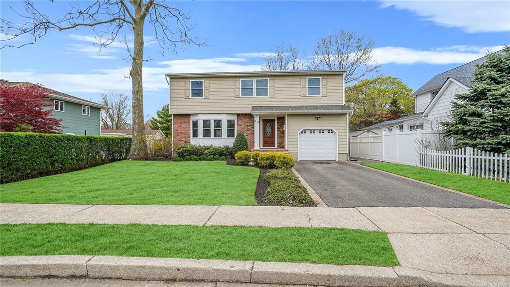 56 Dean Street, North Babylon, NY 11703 Trulia