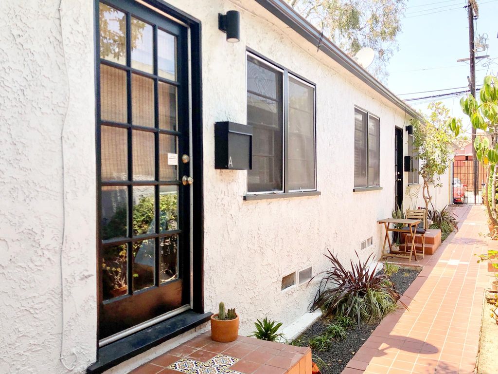 535 Rose Ave #A, Venice, CA 90291