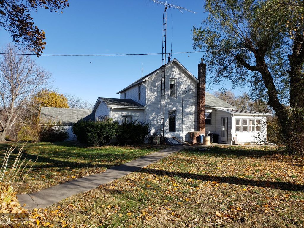 2141 N County Road 800, Nauvoo, IL 62354