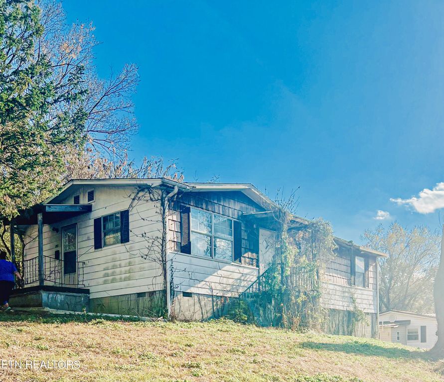 703 Coal St, Jellico, TN 37762 MLS 1245199 Trulia