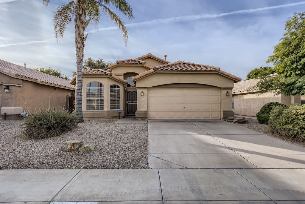 3939 E San Remo Ave, Gilbert, AZ 85234
