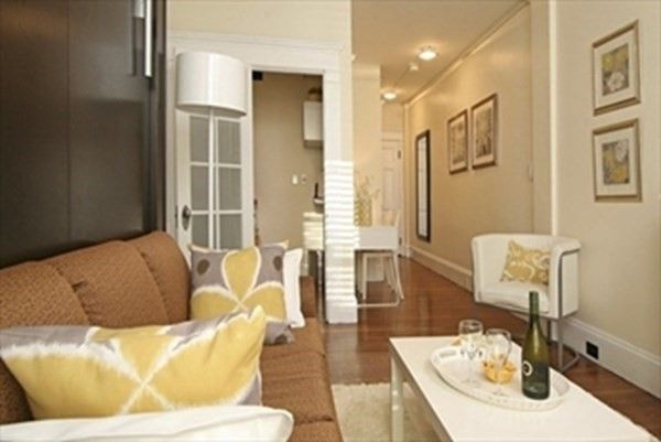 8 Garrison St #504, Boston, MA 02116
