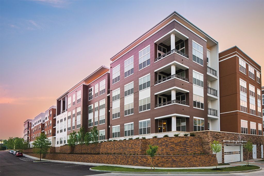 23220 Chagrin Blvd, Beachwood, OH 44122