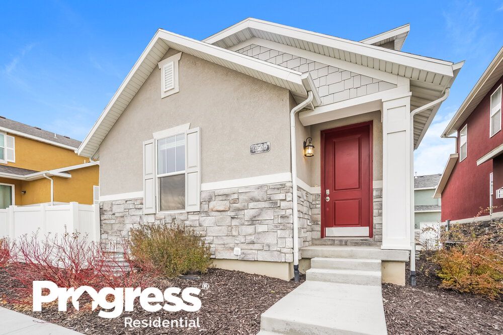 12556 S Kimber Ln, Riverton, UT 84065