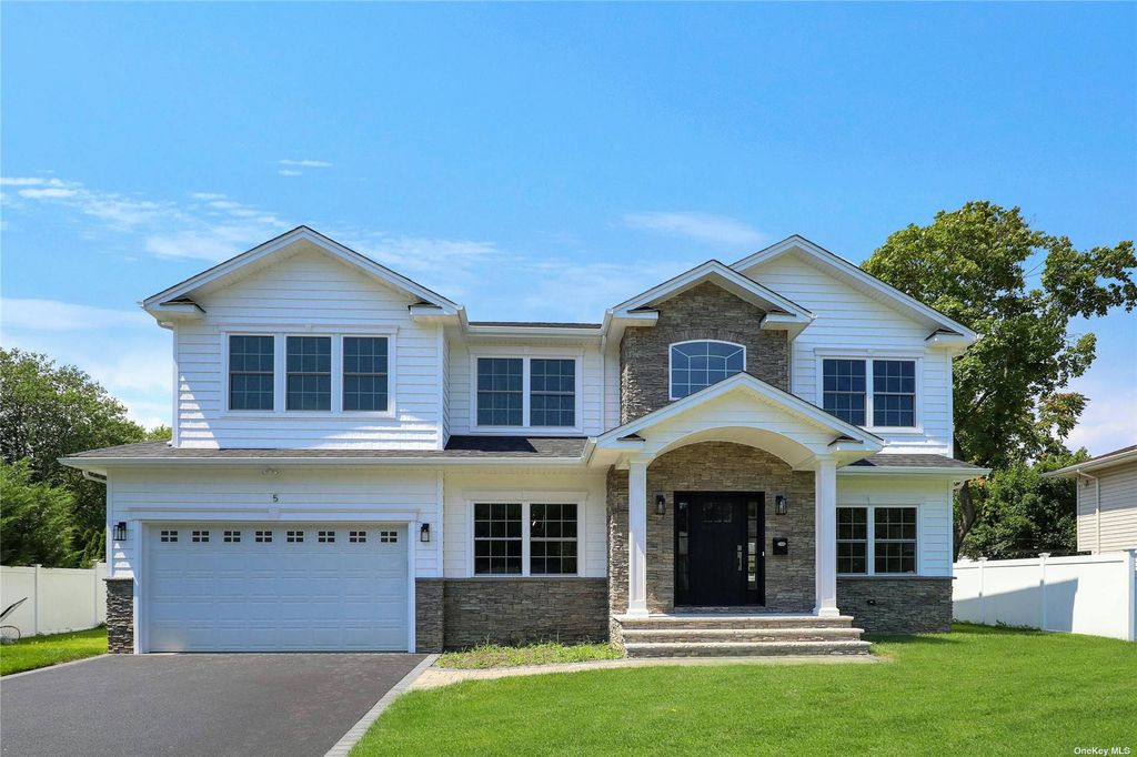 8 Serpentine Lane, Old Bethpage, NY 11804 Trulia