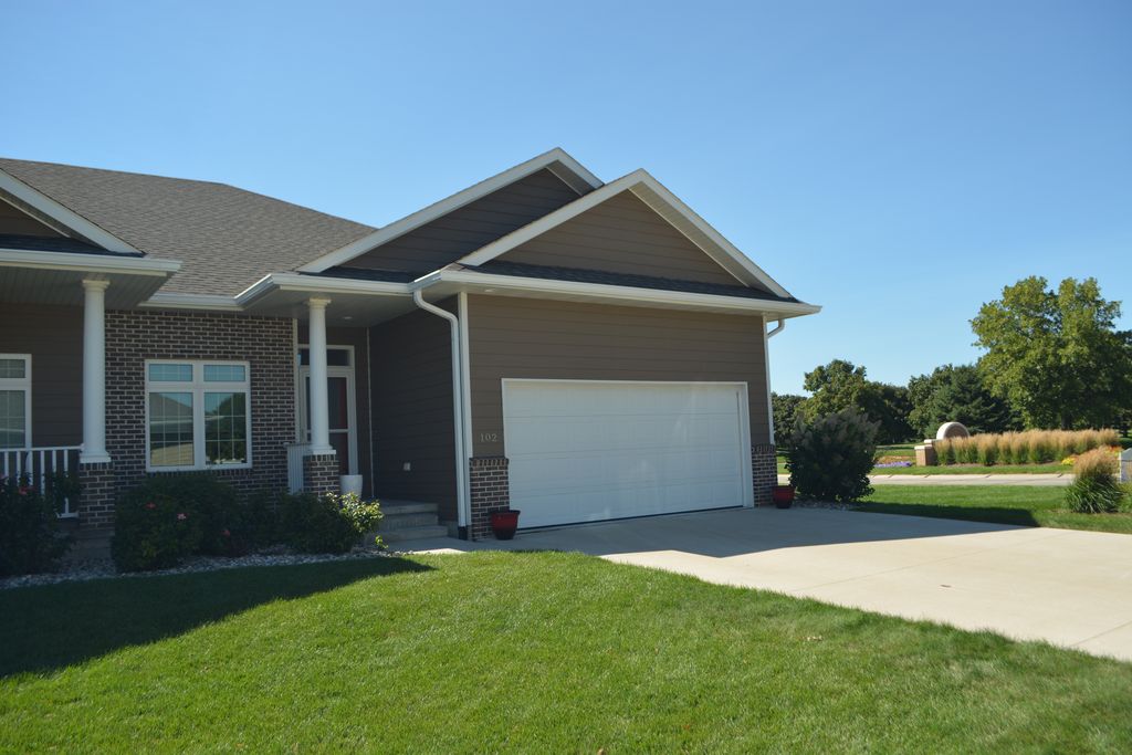102 Brookline Trl, Dakota Dunes, SD 57049 Trulia