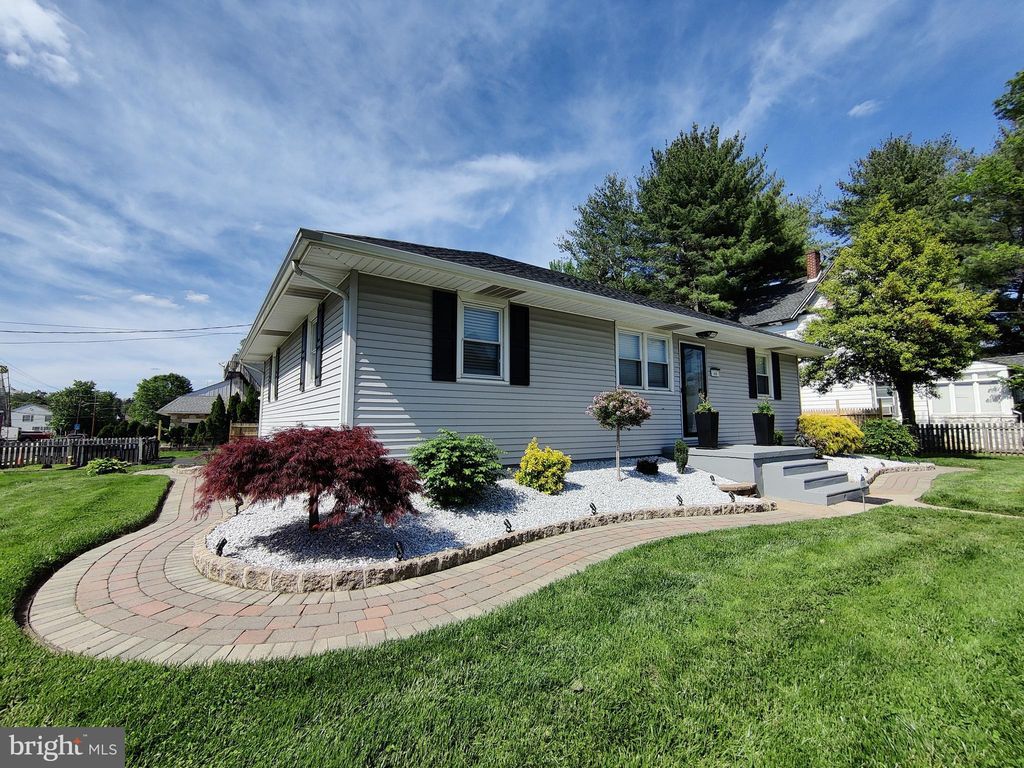 46 W Woodland Ave, Penndel, PA 19047 Trulia