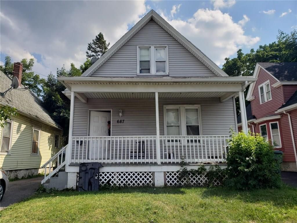687 Emerson St, Rochester, NY 14613