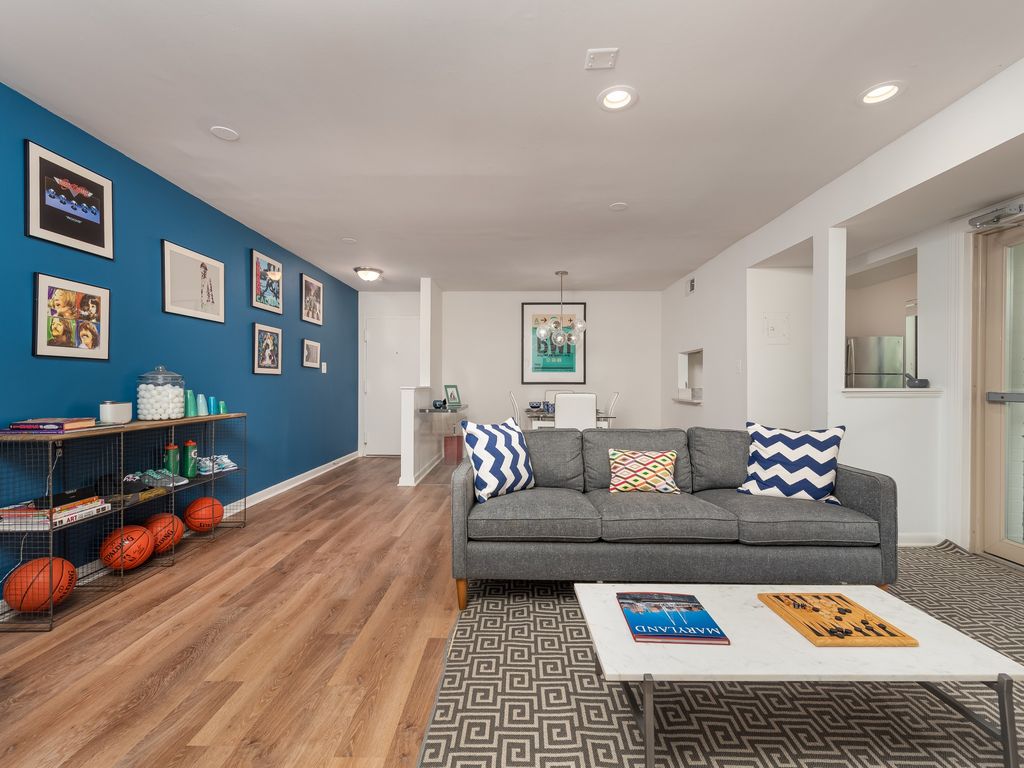 5464 Harpers Farm Rd, Columbia, MD 21044