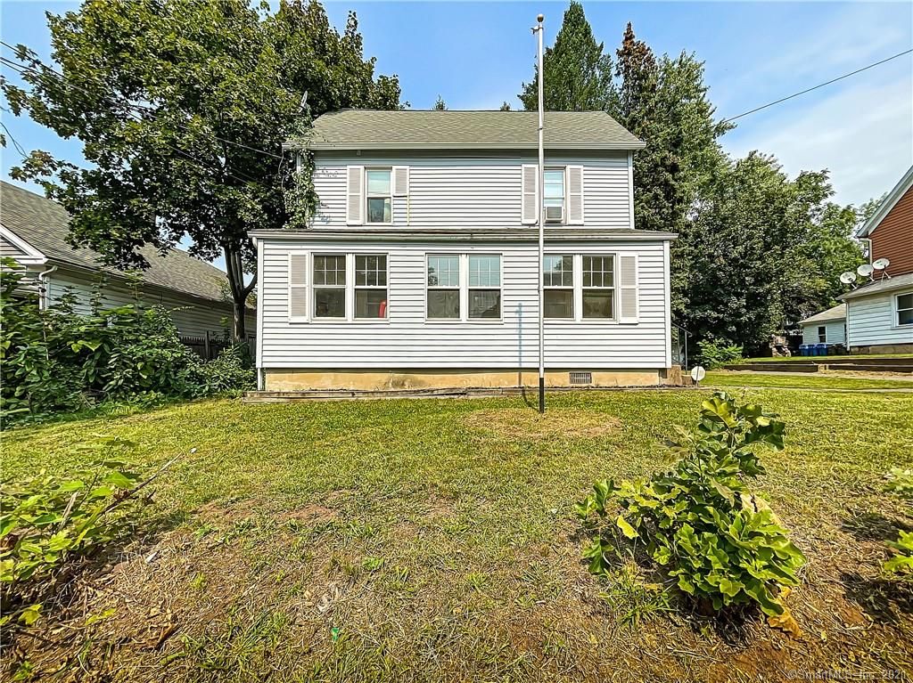 133 Birch St, Manchester, CT 06040
