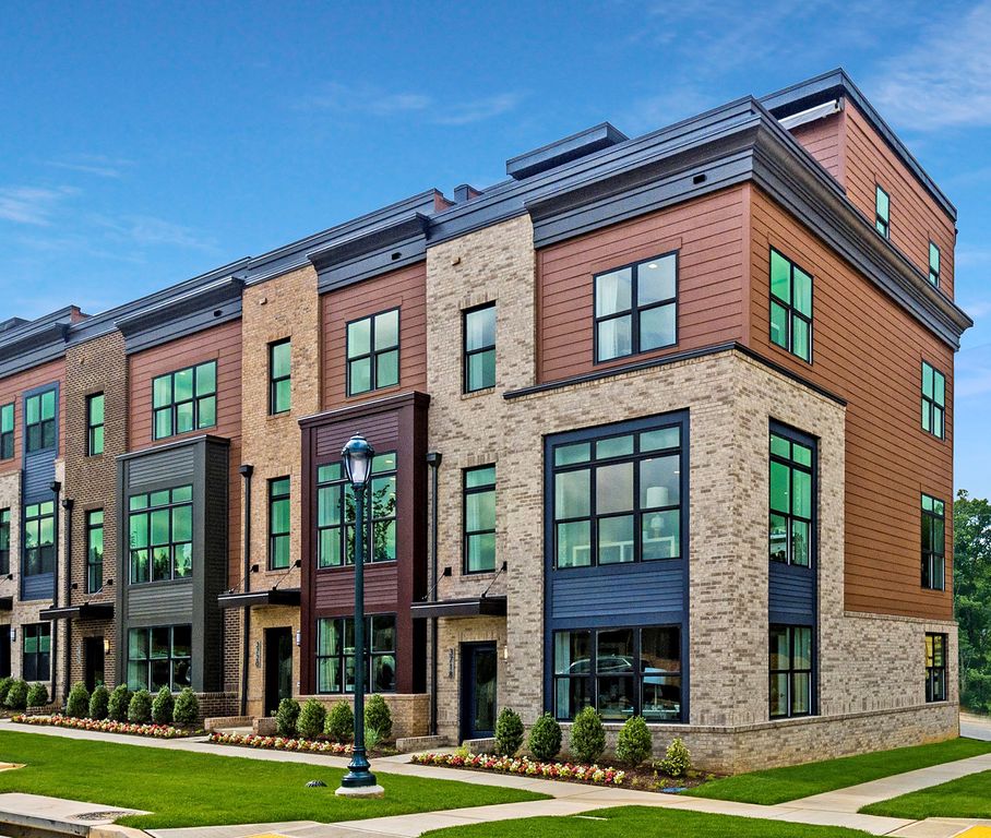 The Carter Plan in Tower Oaks Townhomes, Rockville, MD 20852