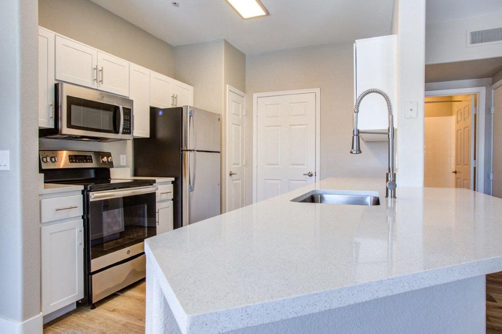 Solis At Towne Center Apartments Glendale Az Trulia