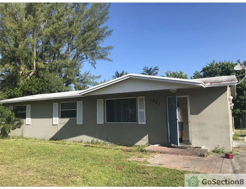 1301 NW 18th Ct, Fort Lauderdale, FL 33311