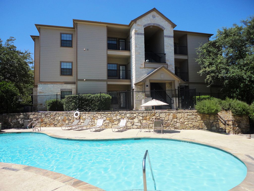 12436 Vance Jackson Rd, San Antonio, TX 78230