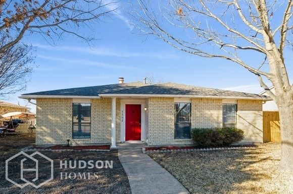 1502 Coffeyville Trl, Grand Prairie, TX 75052