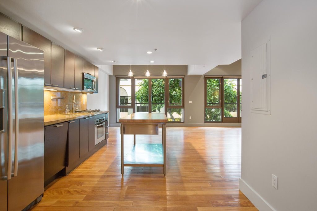 460 S Spring St #214, Los Angeles, CA 90013