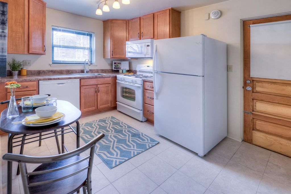 HOMESTEAD APARTMENTS La Grange Park, IL Trulia