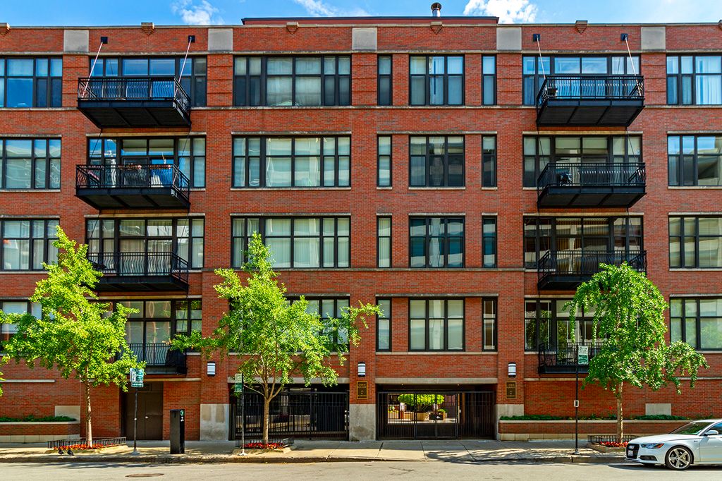 333 W Hubbard St #4N, Chicago, IL 60654