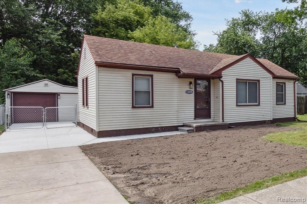 12095 Kinloch, Redford, MI 48239 MLS 20240045082 Trulia