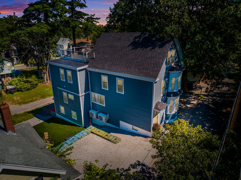 18 Wesley Avenue, Old Orchard Beach, ME 04064