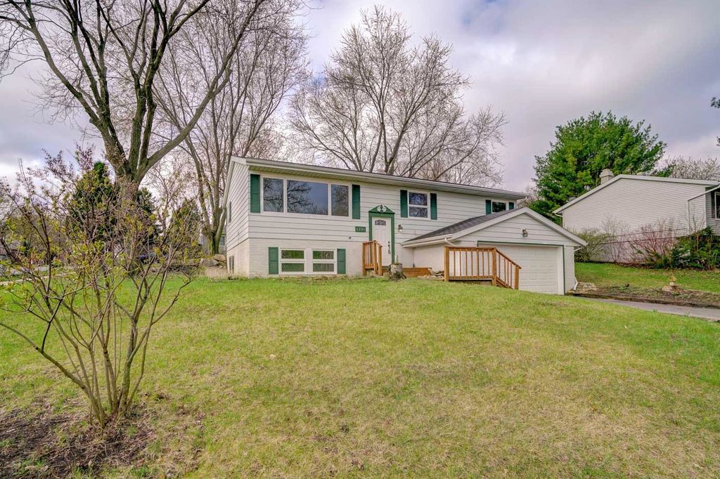 6201 Putnam Rd, Madison, WI 53711